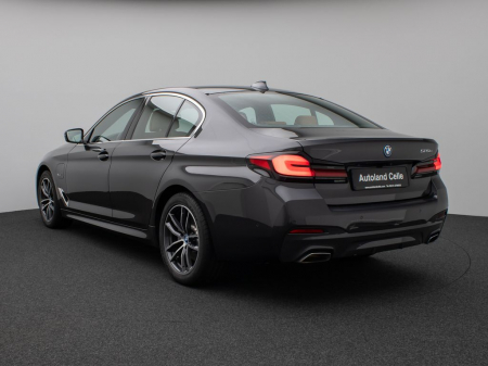 BMW 520e M Sport [5]