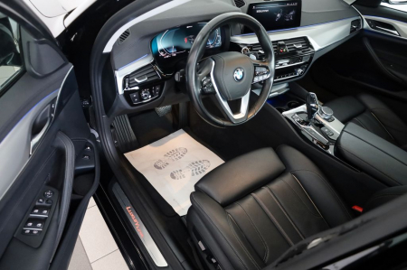 530 e xDrive Luxury [8]