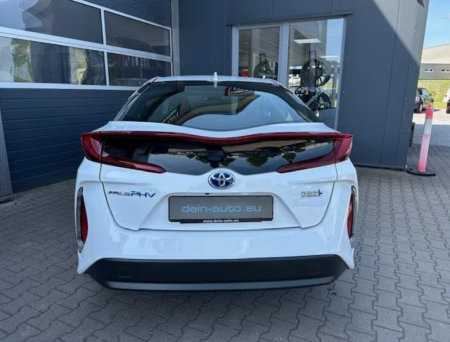 Toyota Prius Plug-in Hybrid Comfort [6]