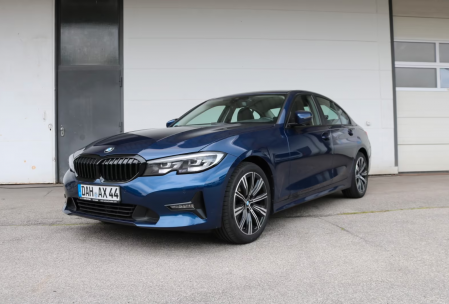 Sedan - BMW 320 d Advantage Automatik