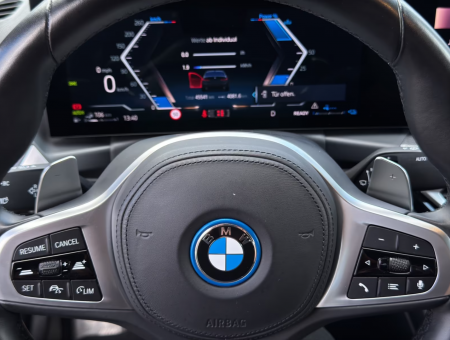 BMW 330 e M Sport [9]