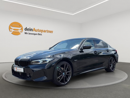 Sedan - BMW 330 e M Sport