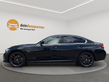 BMW 330 e M Sport [3]