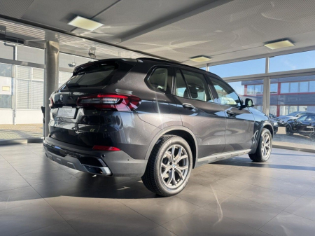 BMW X5 xDrive 25 d xLine [2]