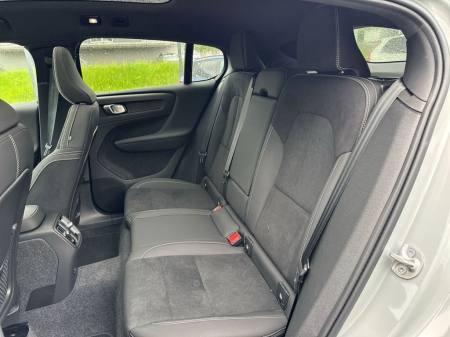 Volvo C40 Plus Recharge Pure Electric 2WD [5]