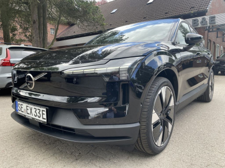 Volvo EX30 Single Motor Extended Range [8]