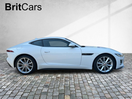 F-TYPE Coupé P300 R-Dynamic [3]