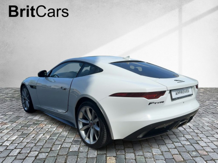 F-TYPE Coupé P300 R-Dynamic [2]