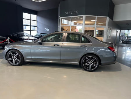 Mercedes-Benz C 180 [8]