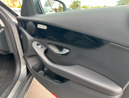 Mercedes-Benz C 180 [11]