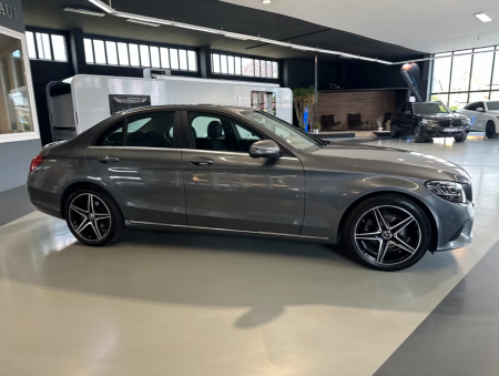 Mercedes-Benz C 180 [4]