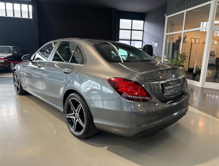 Mercedes-Benz C 180 [7]