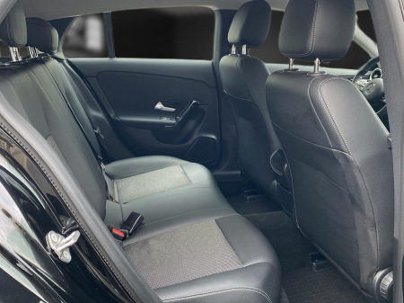 Mercedes-Benz CLA 200 Shooting Brake [11]