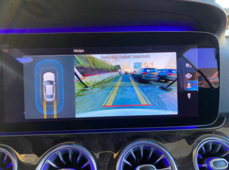 Mercedes-Benz E 220 d Coupe Panoramic [8]