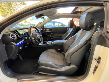 Mercedes-Benz E 220 d Coupe Panoramic [9]
