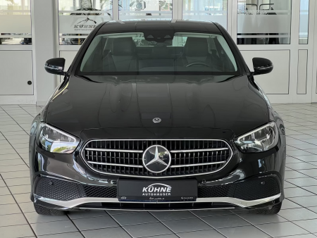 Mercedes-Benz E 300 Avantgarde [1]