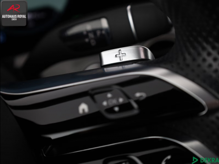 Mercedes-Benz E 300 e AMG [14]