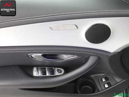 Mercedes-Benz E 300 e AMG [12]