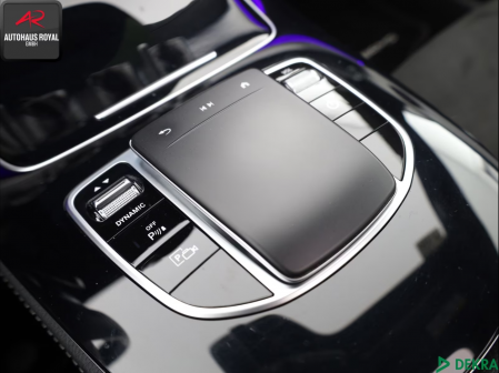 Mercedes-Benz E 300 e AMG [16]