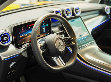 Mercedes-Benz GLC 300 d 4M AMG Line Premium [6]