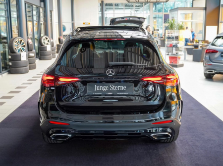 Mercedes-Benz GLC 300 d 4M AMG Line Premium [4]