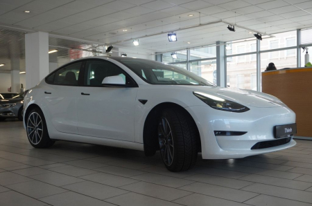 Model 3 LONGRANGE DUAL-MOTOR [1]