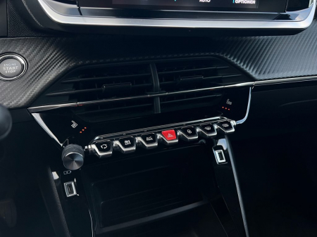 Peugeot 2008 e- Active [9]