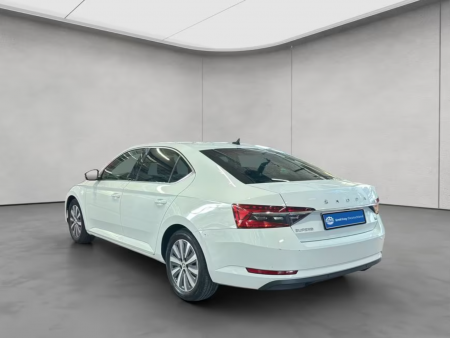 Skoda Superb 1.4 TSI iV DSG - sedan [2]