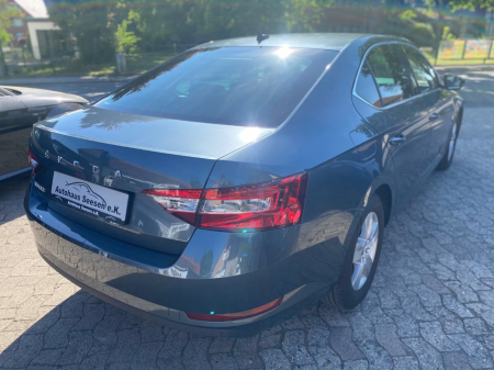 Skoda Superb Sedan [6]
