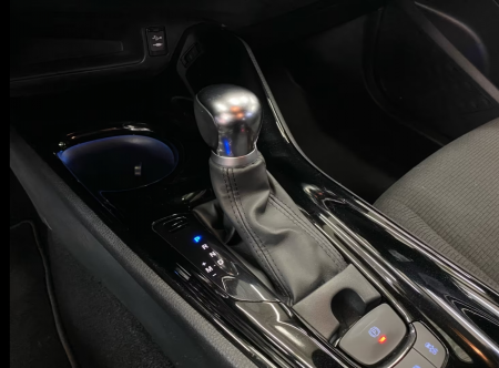 Toyota C-HR 1.2 Turbo Team [21]