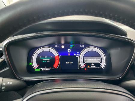 Toyota Corolla 1.8 Hybrid [11]