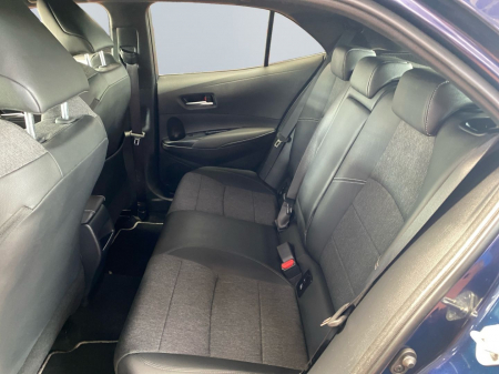 Toyota Corolla 1.8 Hybrid [13]