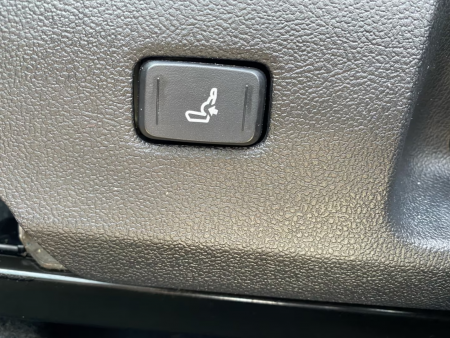 Toyota Corolla 1.8 Hybrid Club [18]