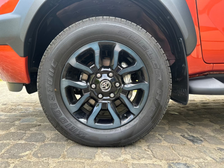 Toyota Hilux 2.8 D-4D 4Wd Invincible [10]