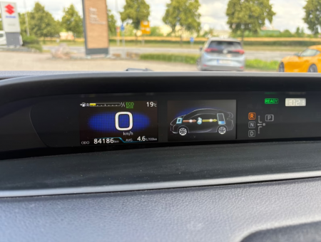 Toyota Prius Executive [9]