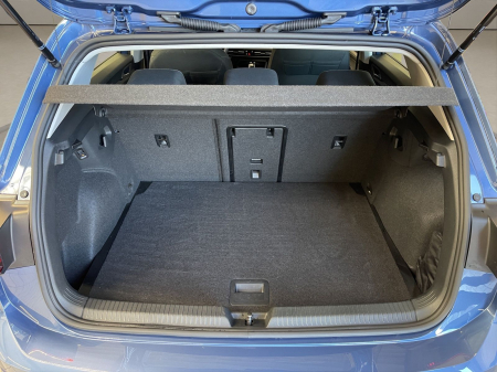 Volkswagen Golf VIII 1.5 TSI Life Navi [11]