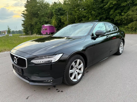 Sedan - Volvo S90 D4 Momentum