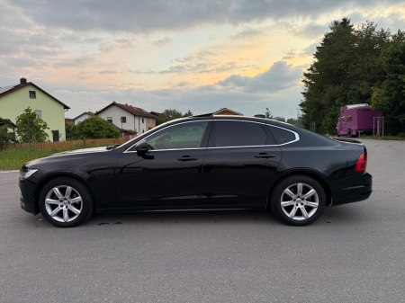 Volvo S90 D4 Momentum [1]