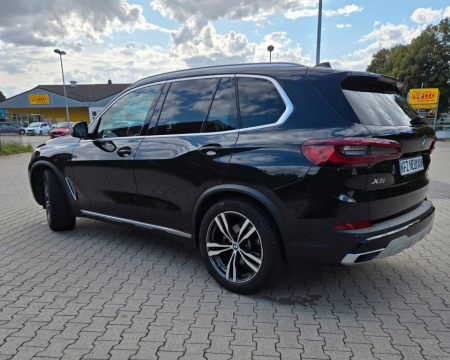 X5 xDrive45e xLine HUD [4]