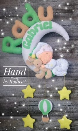 Pentru baieti - decor personalizat din fetru pentru camera copiilor