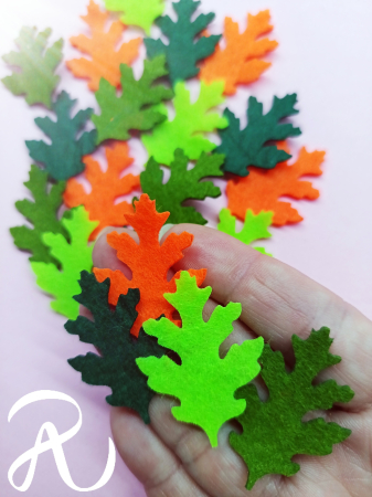 ACCESORII DIY - Mix de culori - frunze de padure din fetru 3.5 cm (20 buc/set)