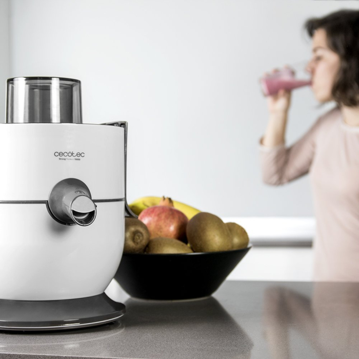 Storcator de fructe si legume Cecotec ExtremeTitanium 19000, 650 W, 2 viteze + Turbo, recipient suc 950 ml, negru [3]