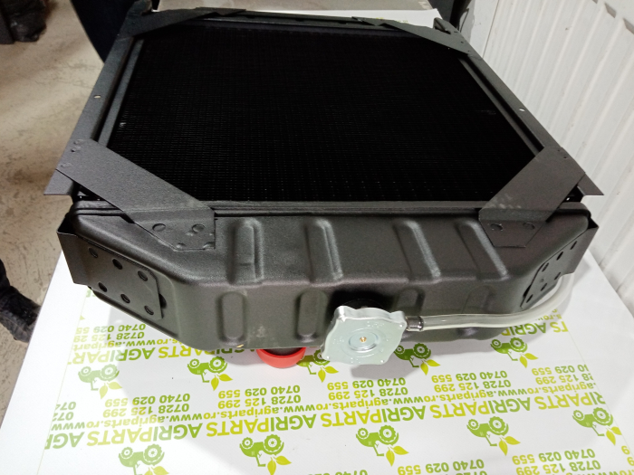 Radiator racire apa, din cupru cu 4 celule, pentru tractor U445 [3]