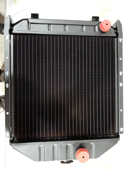 Radiator racire apa, din cupru cu 4 celule, pentru tractor U445 [2]