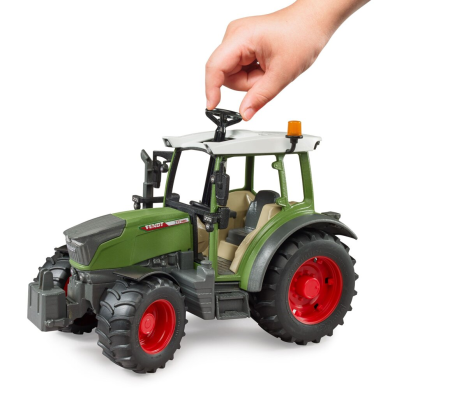 Tractor Fendt 211 Vario [1]