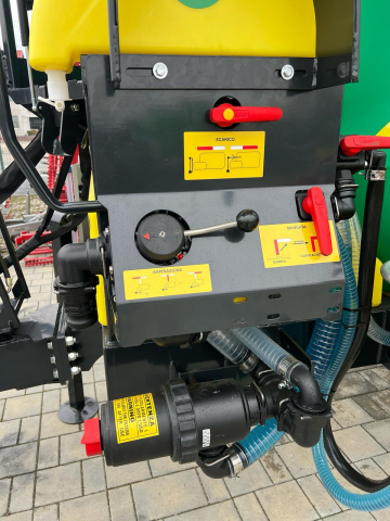 Masina erbicidat tractata CUISER 3000- RICOSMA(Italia) [4]