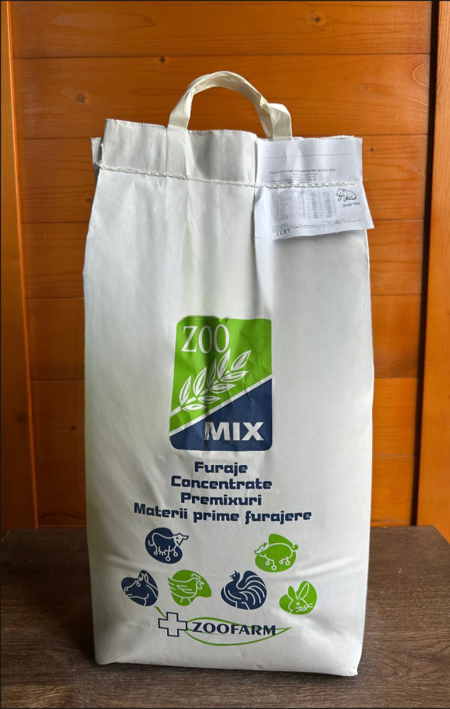 Furaj combinat complementar purcei 30% 10kg [1]