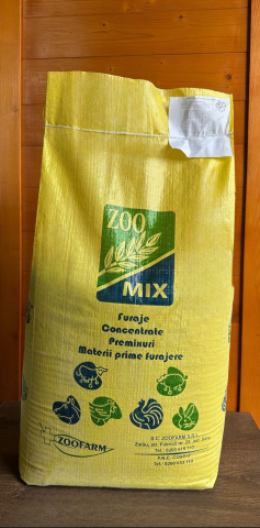 Furaje, concentrate si premixuri - Furaj combinat complementar PORCI 30% 20kg