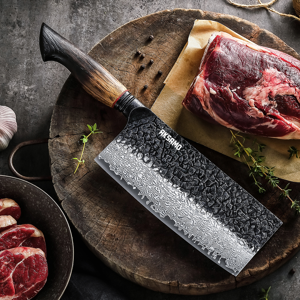 Cuțit Cleaver Profesional AKSAMO 7" – Damascus 67 Straturi, Lamă Forjată, Mâner din Stejar Alb Ars, Inserții G10 Roșii, Finisaj Negru Titan Stone-Wash [3]