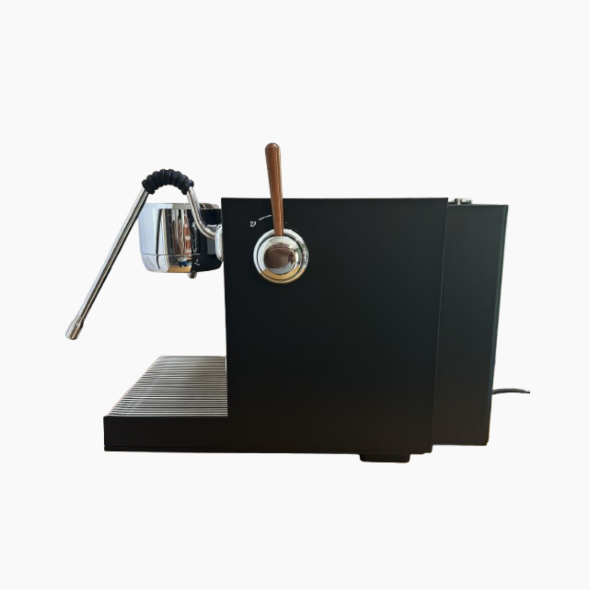 Espressor Semi-automat Profesional AKSAMO, OPV 9 Bari, 2800 W, Rezervor 2 L, Control Digital,  Design Negru Elegant cu Accente Cromate [2]
